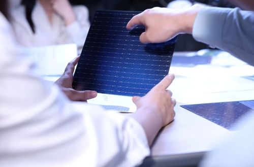 Τελευταίες εταιρικές ειδήσεις για Από το PERC στο TOPCon: Ποιο ηλιακό πάνελ νομίζετε ότι είναι καλύτερο;